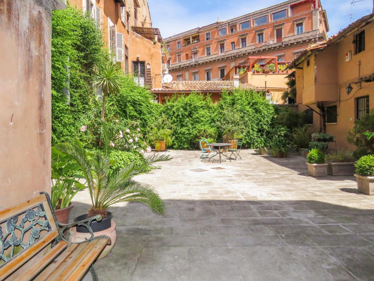 Casa Del Moro - Romantic Loft In Trastevere Экстерьер фото