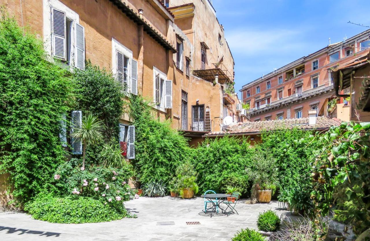 Casa Del Moro - Romantic Loft In Trastevere Экстерьер фото