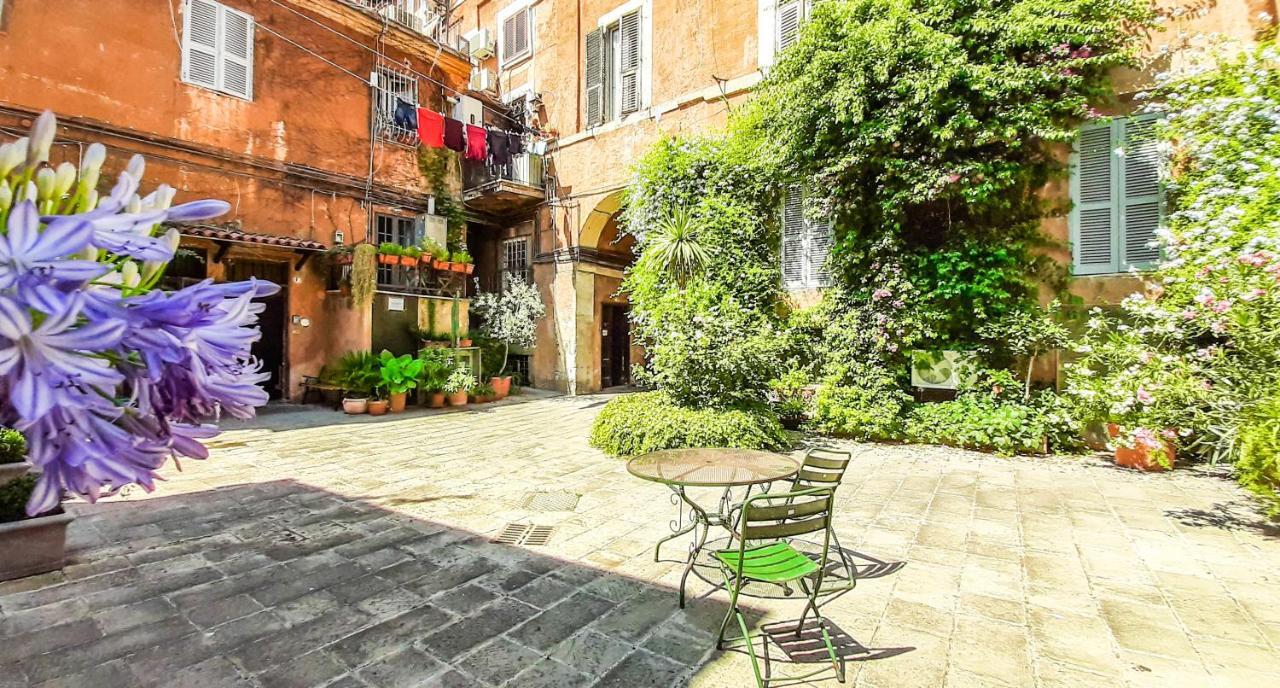 Casa Del Moro - Romantic Loft In Trastevere Экстерьер фото